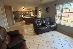 502 E Gabrilla Dr, Casa Grande, AZ 85122 - Photo 7
