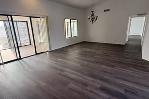 14427 W Desert Glen Dr, Sun City West, AZ 85375 - Photo 7