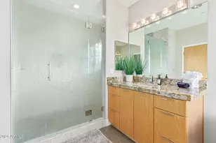 7701 E Davenport Dr, Scottsdale, AZ 85260 - Photo 17