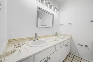 8213 E Rovey Ave, Scottsdale, AZ 85250 - Photo 15