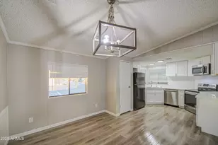 8601 N 103rd Ave, Peoria, AZ 85345 - Photo 9