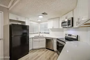 8601 N 103rd Ave, Peoria, AZ 85345 - Photo 13