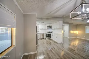 8601 N 103rd Ave, Peoria, AZ 85345 - Photo 11