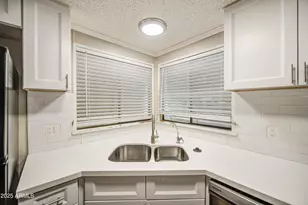 8601 N 103rd Ave, Peoria, AZ 85345 - Photo 15