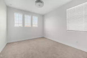 13359 W Eagle Feather Rd, Peoria, AZ 85383 - Photo 27