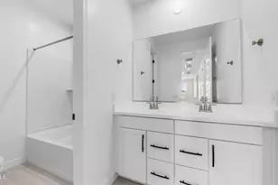 13359 W Eagle Feather Rd, Peoria, AZ 85383 - Photo 27