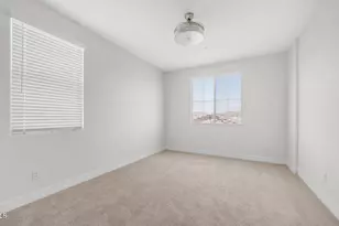 13359 W Eagle Feather Rd, Peoria, AZ 85383 - Photo 29