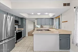 16646 N 29th Dr, Phoenix, AZ 85053 - Photo 5