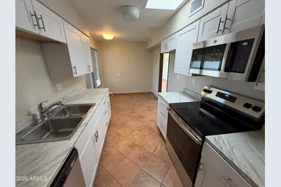 17034 N 105th Avenue, Sun City, AZ 85373 - Photo 9