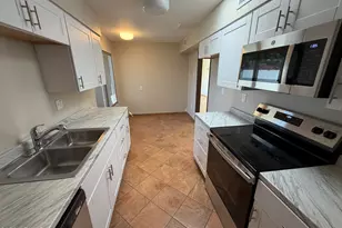 17034 N 105th Ave, Sun City, AZ 85373 - Photo 9