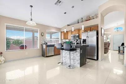 42266 W Sparks Drive, Maricopa, AZ 85138 - Photo 9