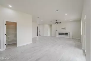 43419 W Carefree Pl, Maricopa, AZ 85138 - Photo 17