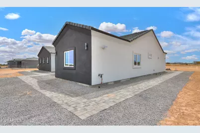 43419 W Carefree Place, Maricopa, AZ 85138 - Photo 9