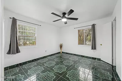 6236 S Montezuma Street, Phoenix, AZ 85041 - Photo 15