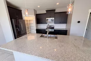 14862 W Pershing St, Surprise, AZ 85379 - Photo 9