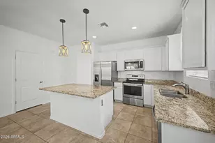 18488 W Tina Ln, Surprise, AZ 85387 - Photo 9