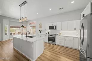 11655 W Hedgehog Ct, Surprise, AZ 85378 - Photo 13