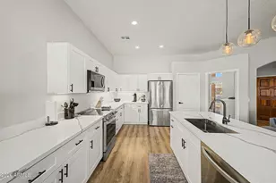 11655 W Hedgehog Ct, Surprise, AZ 85378 - Photo 11