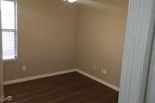 229 S 125th Ave, Avondale, AZ 85323 - Photo 3