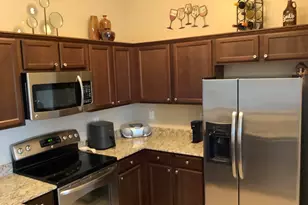 2725 E Mine Creek Rd, Phoenix, AZ 85024 - Photo 11