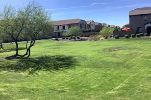 2725 E Mine Creek Rd, Phoenix, AZ 85024 - Photo 35