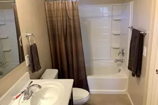 2725 E Mine Creek Rd, Phoenix, AZ 85024 - Photo 21