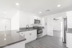 2928 W Puget Ave, Phoenix, AZ 85051 - Photo 9