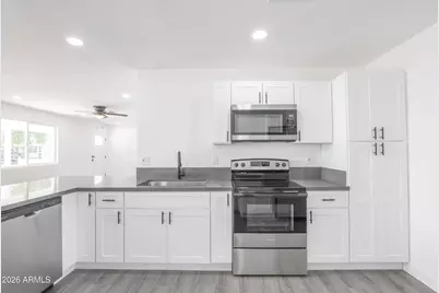 2928 W Puget Avenue, Phoenix, AZ 85051 - Photo 13