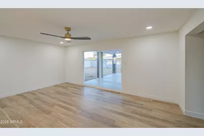 3801 W Montebello Avenue, Phoenix, AZ 85019 - Photo 7
