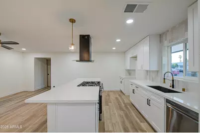 3801 W Montebello Avenue, Phoenix, AZ 85019 - Photo 15