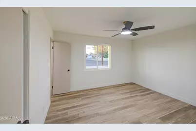 3801 W Montebello Avenue, Phoenix, AZ 85019 - Photo 9