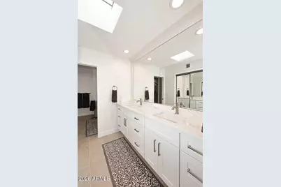8242 E Via De La Escuela Lane #ESCUELA, Scottsdale, AZ 85258 - Photo 23