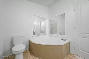 8427 W Glendale Ave, Glendale, AZ 85305 - Photo 9