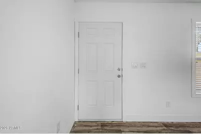 7106 N 68th Drive, Glendale, AZ 85303 - Photo 5