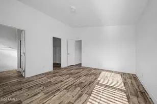 7106 N 68th Dr, Glendale, AZ 85303 - Photo 17