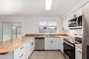 7027 W Palo Verde Ave, Peoria, AZ 85345 - Photo 7