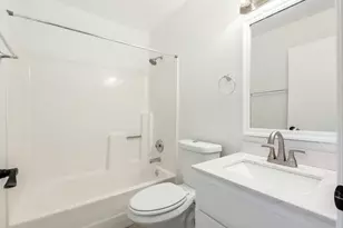 7027 W Palo Verde Ave, Peoria, AZ 85345 - Photo 11