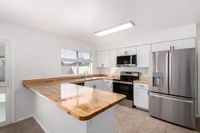 7027 W Palo Verde Avenue, Peoria, AZ 85345 - Photo 5