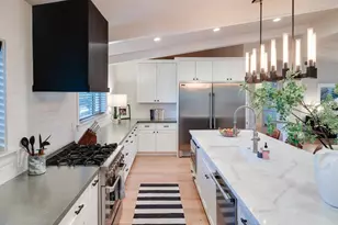 243 W Harmont Dr, Phoenix, AZ 85021 - Photo 19