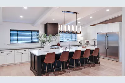 243 W Harmont Drive, Phoenix, AZ 85021 - Photo 7