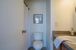 11640 N 51st Ave, Glendale, AZ 85304 - Photo 21