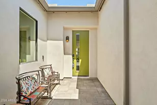 1110 E Monte Wy, Phoenix, AZ 85042 - Photo 5