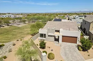 1110 E Monte Wy, Phoenix, AZ 85042 - Photo 3