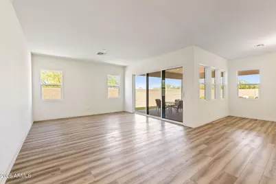 1110 E Monte Way, Phoenix, AZ 85042 - Photo 9