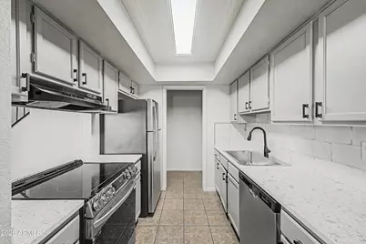 5838 N 48th Avenue, Glendale, AZ 85301 - Photo 7