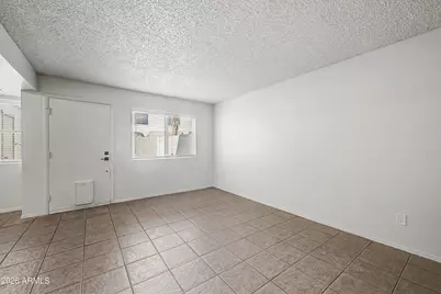 5838 N 48th Avenue, Glendale, AZ 85301 - Photo 3