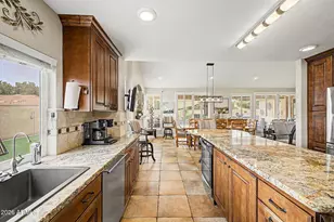 10917 E Spring Creek Rd, Sun Lakes, AZ 85248 - Photo 11