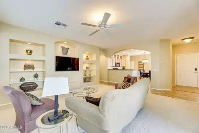 9746 E Coopers Hawk Drive, Sun Lakes, AZ 85248 - Photo 3