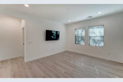 5550 N 16th Street #Apt 152, Phoenix, AZ 85016 - Photo 11