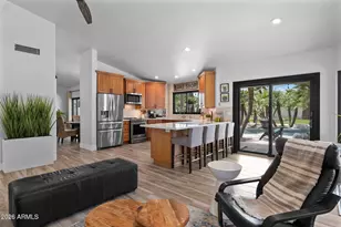 1390 N Valencia Dr, Chandler, AZ 85226 - Photo 3
